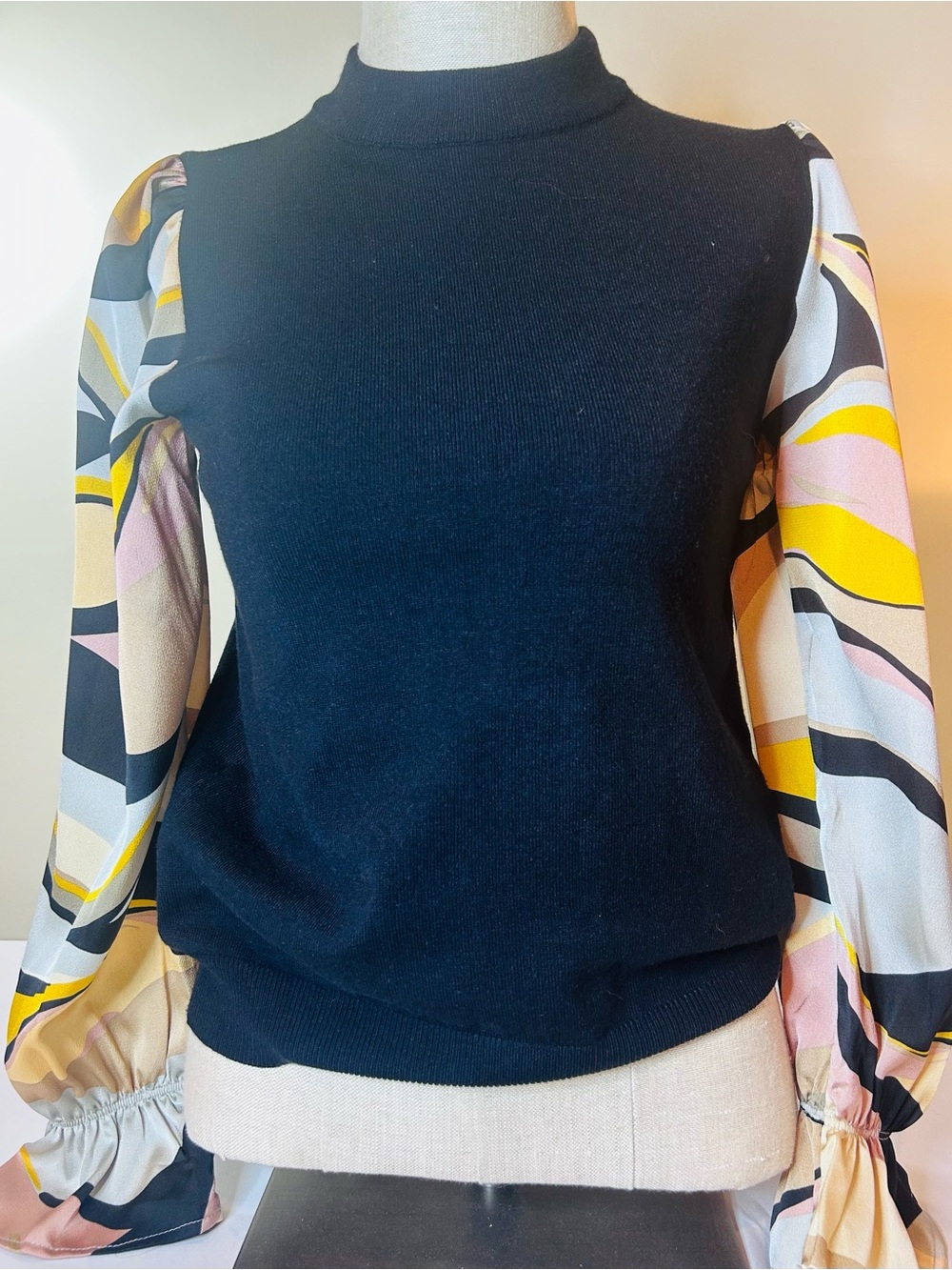 T H M L Sunset Striped Sleeve Black women’s Mock Neck Sweater NWT Size XS